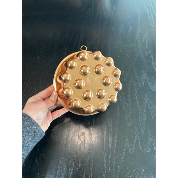 Copper Mold- Circle- some wear, hanger attached- gumdrop- jello - kitchen decor - Picture 6 of 11